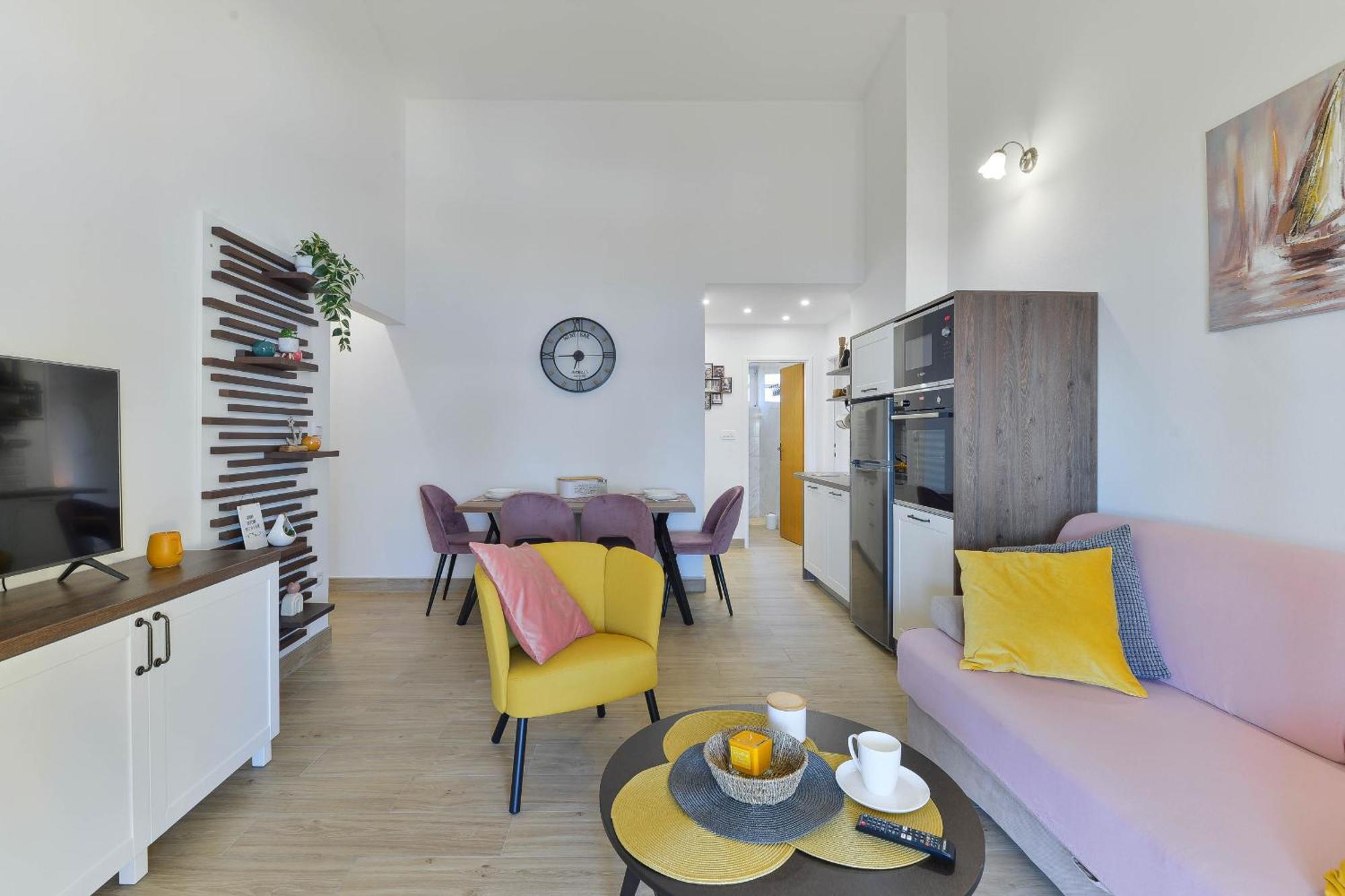 Appartement House Inga Vir